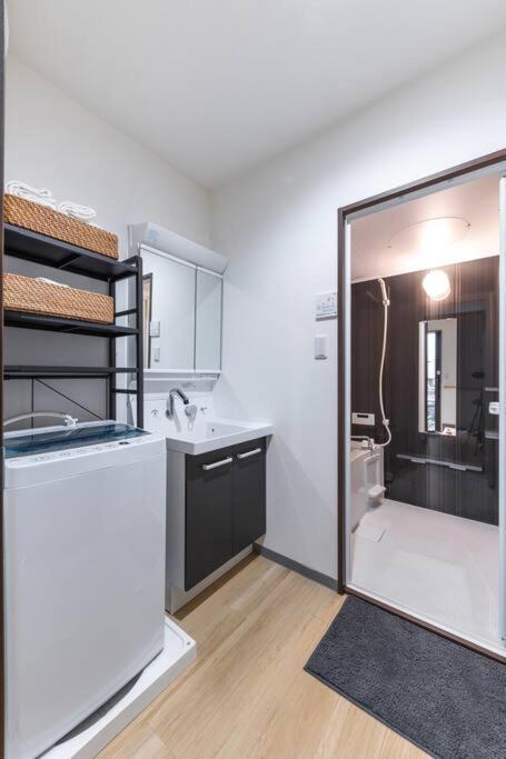 Jr Nippori Station Walking 4 Min,Nearst Shinjuku Ueno Ginza Asakusa Narita Токио Екстериор снимка